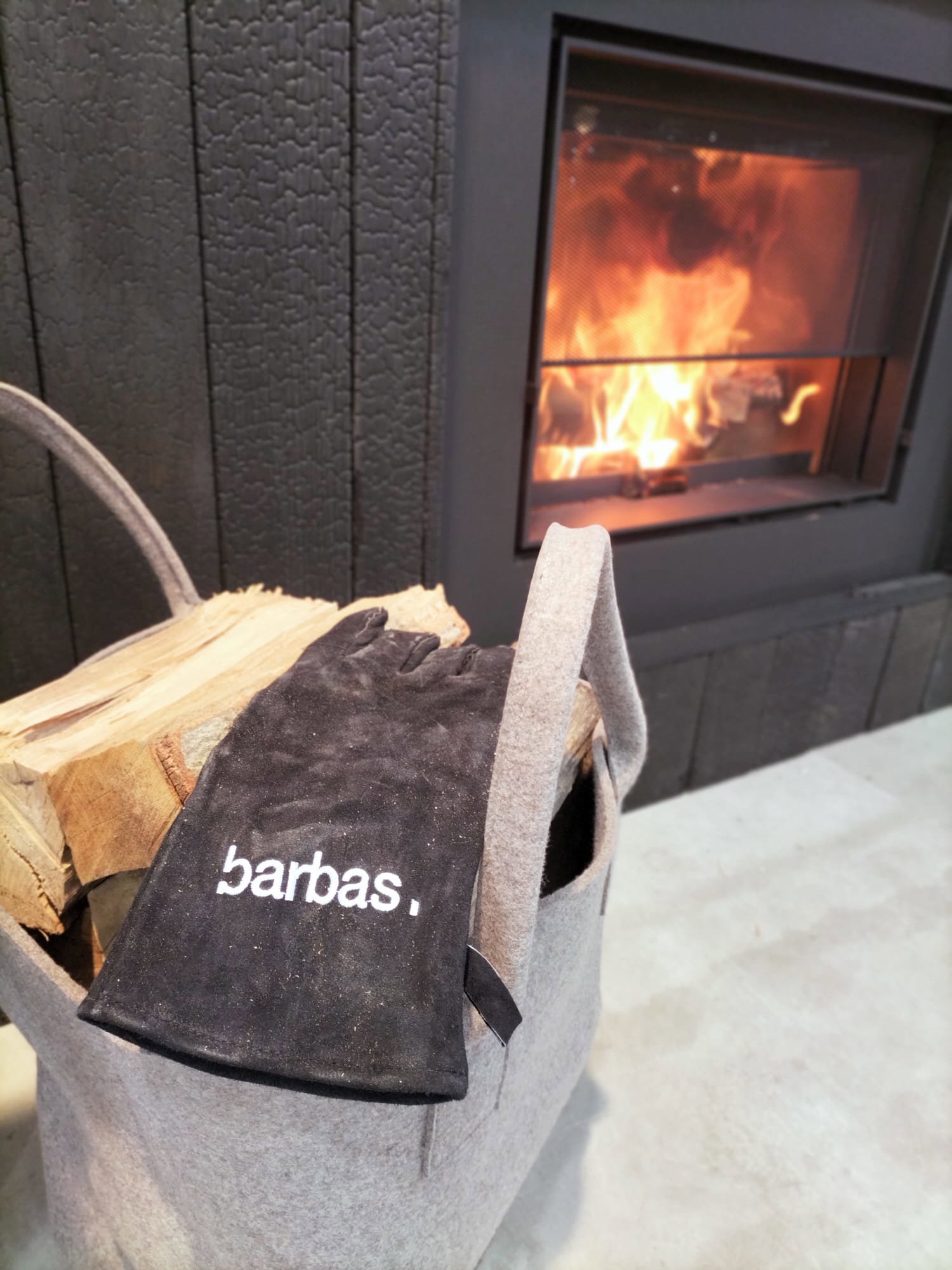 Dealtje.Frontend.Themes.Models.ImageInfo